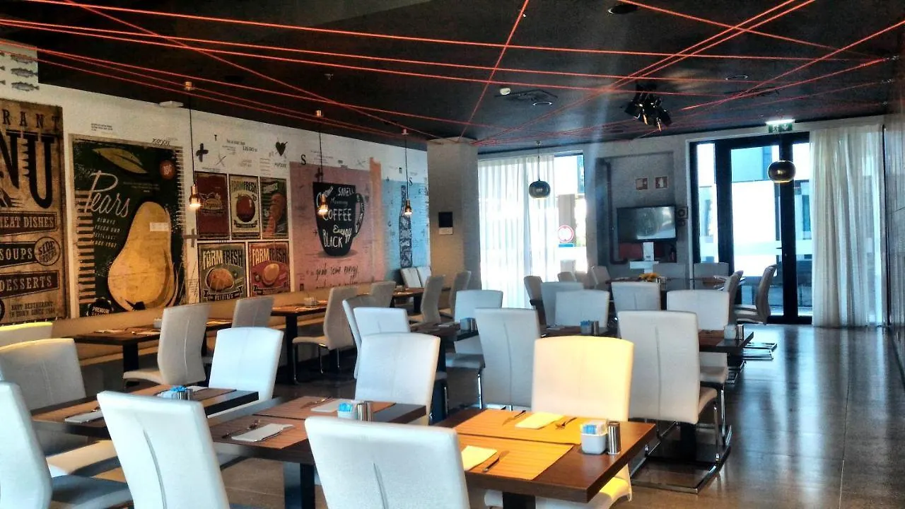 Star Inn Lisbon Airport