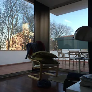 Belong Staying And Feeling - Casa Da Se Lisboa
