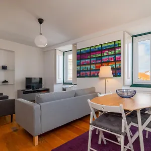 Apartment Contemporary In Historical Chiado, Lisbon