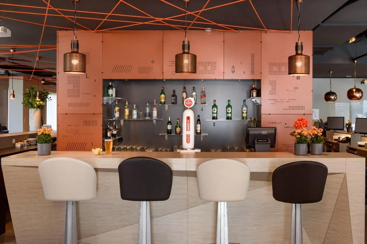 Star Inn Lisbon Airport 3*,